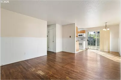 3301 SE 175th Pl, Portland, OR 97236 - Photo 9