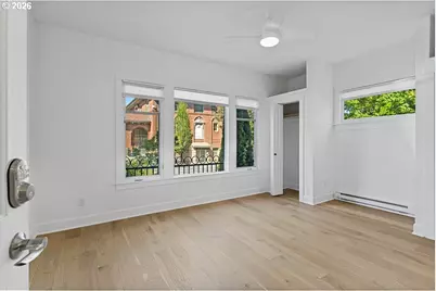 1714 NW Couch St #1, Portland, OR 97209 - Photo 3