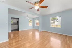 1235 SE Booth Ave, Roseburg, OR 97470 - Photo 33