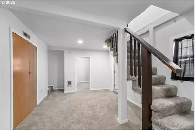 1235 SE Booth Ave, Roseburg, OR 97470 - Photo 11