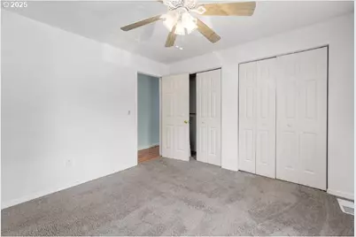 1235 SE Booth Ave, Roseburg, OR 97470 - Photo 7