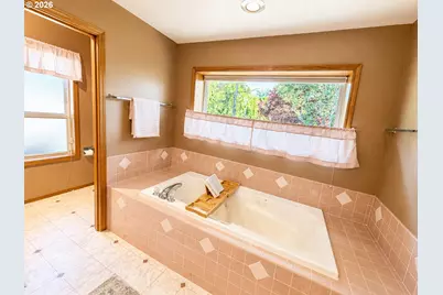 836 NW 21st St, McMinnville, OR 97128 - Photo 15