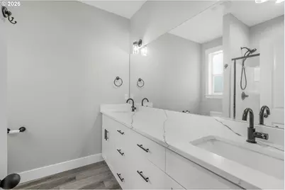 1105 Hardcastle Ave, Woodburn, OR 97071 - Photo 17