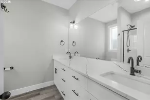 1105 Hardcastle Ave, Woodburn, OR 97071 - Photo 17