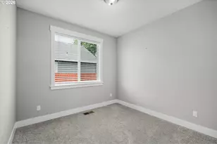 1105 Hardcastle Ave, Woodburn, OR 97071 - Photo 21