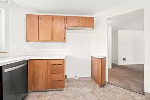 10416 NE 67th St, Vancouver, WA 98662 - Photo 5