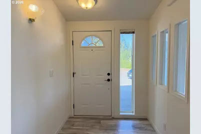 614 38th Pl, Florence, OR 97439 - Photo 9