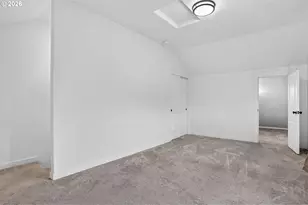 12102 SE Raymond St, Portland, OR 97266 - Photo 31