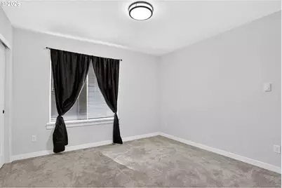 12102 SE Raymond St, Portland, OR 97266 - Photo 17