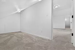 12102 SE Raymond St, Portland, OR 97266 - Photo 35