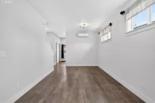 12102 SE Raymond St, Portland, OR 97266 - Photo 7