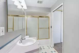 1137 1139 SW Fox Ct, Troutdale, OR 97060 - Photo 21