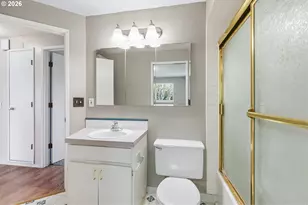 1137 1139 SW Fox Ct, Troutdale, OR 97060 - Photo 25