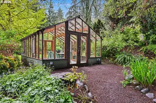 2089 Graham Dr, Eugene, OR 97405 - Photo 15