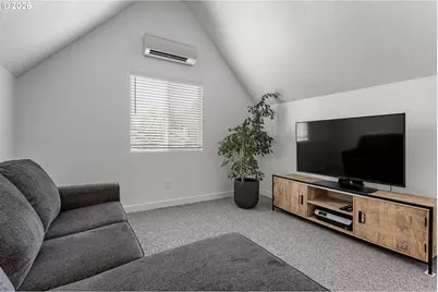 10920 SW Summer Lake Dr, Portland, OR 97223 - Photo 23