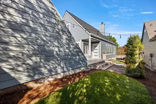 10920 SW Summer Lake Dr, Portland, OR 97223 - Photo 29