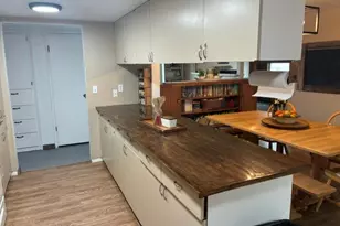 829 SE 9th St, Pendleton, OR 97801 - Photo 11