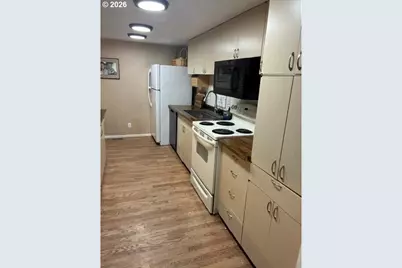829 SE 9th St, Pendleton, OR 97801 - Photo 15