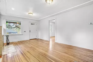 900 NE 91st Ave, Portland, OR 97220 - Photo 23