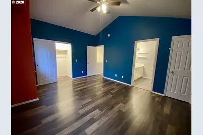 900 NE 91st Ave, Portland, OR 97220 - Photo 9