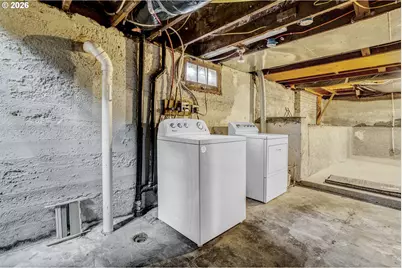 900 NE 91st Ave, Portland, OR 97220 - Photo 43