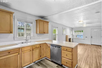 900 NE 91st Ave, Portland, OR 97220 - Photo 37