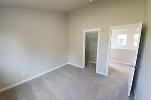 792 Magnolia Ave, Woodburn, OR 97071 - Photo 11