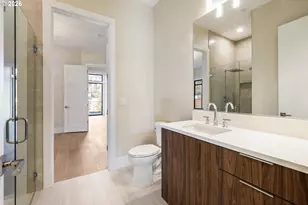 6096 Carman Dr, Lake Oswego, OR 97035 - Photo 35