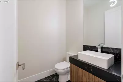 6096 Carman Dr, Lake Oswego, OR 97035 - Photo 33
