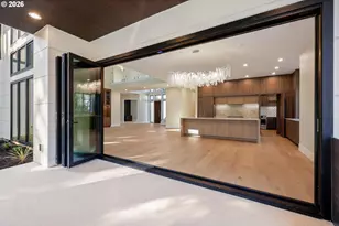 6096 Carman Dr, Lake Oswego, OR 97035 - Photo 45