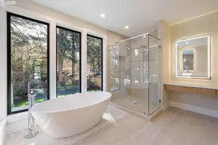 6096 Carman Dr, Lake Oswego, OR 97035 - Photo 17