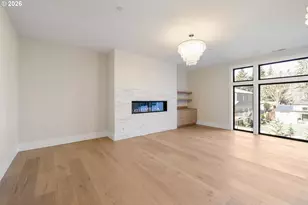 6096 Carman Dr, Lake Oswego, OR 97035 - Photo 13