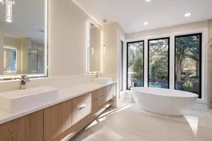 6096 Carman Dr, Lake Oswego, OR 97035 - Photo 17