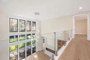 6096 Carman Dr, Lake Oswego, OR 97035 - Photo 19