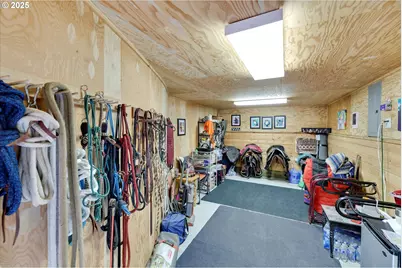 11800 S Carus Rd, Oregon City, OR 97045 - Photo 39