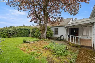 1564 NW Almond Ave, Roseburg, OR 97471 - Photo 39