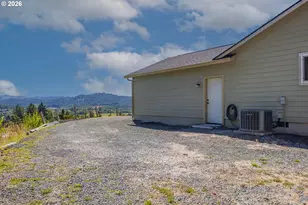 2217 King Ln, Myrtle Point, OR 97458 - Photo 43