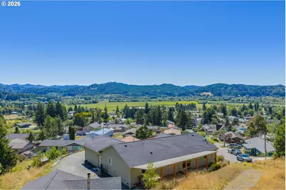 2217 King Ln, Myrtle Point, OR 97458 - Photo 5