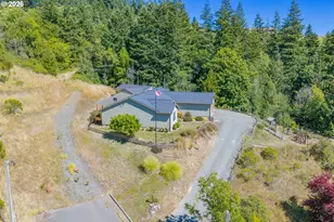 2217 King Ln, Myrtle Point, OR 97458 - Photo 39