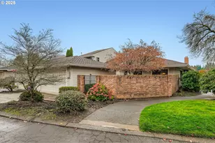 32655 SW Lake Point Ct, Wilsonville, OR 97070 - Photo 3