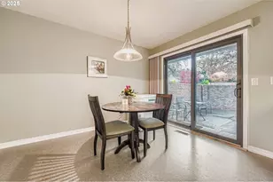 32655 SW Lake Point Ct, Wilsonville, OR 97070 - Photo 15