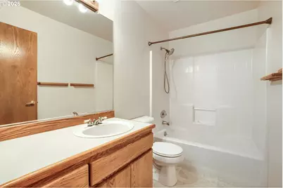 10600 NE 20th St, Vancouver, WA 98664 - Photo 21
