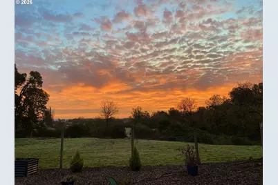 1010 E 2nd St, Yamhill, OR 97148 - Photo 45