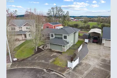 1010 E 2nd St, Yamhill, OR 97148 - Photo 3