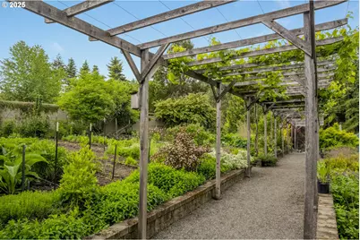 10623 NE Fox Farm Rd, Dundee, OR 97115 - Photo 17