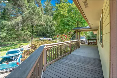 9743 SE Tenino Ct, Happy Valley, OR 97086 - Photo 7