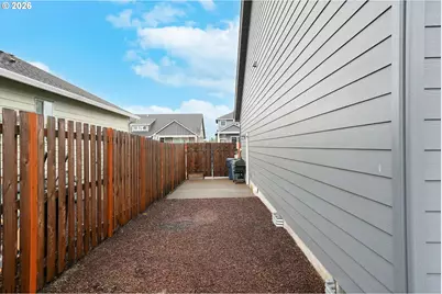1025 Sassafras St, Independence, OR 97351 - Photo 27