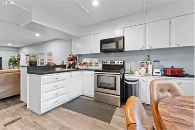 10405 SW Denney Rd #93, Beaverton, OR 97008 - Photo 9