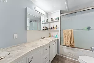 10405 SW Denney Rd, Beaverton, OR 97008 - Photo 13