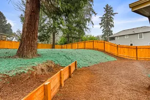 8566 SE 57th Ave, Portland, OR 97206 - Photo 19